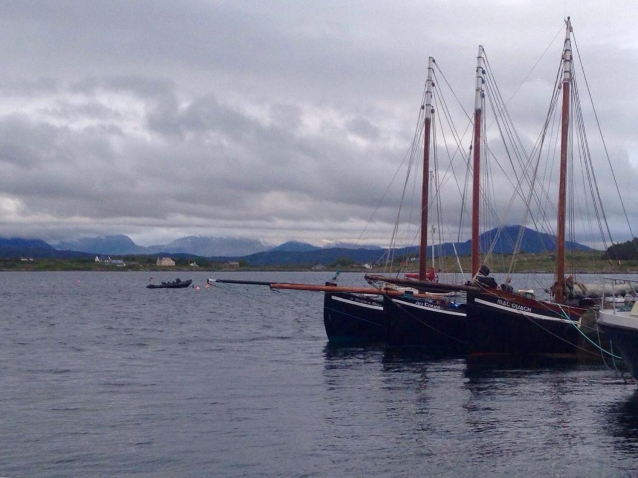 Earls View Pod Hotel Carna Buitenkant foto