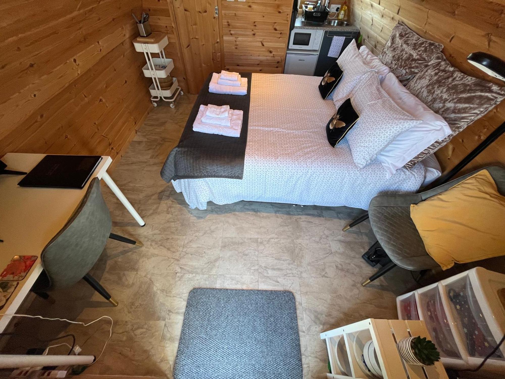 Earls View Pod Hotel Carna Buitenkant foto