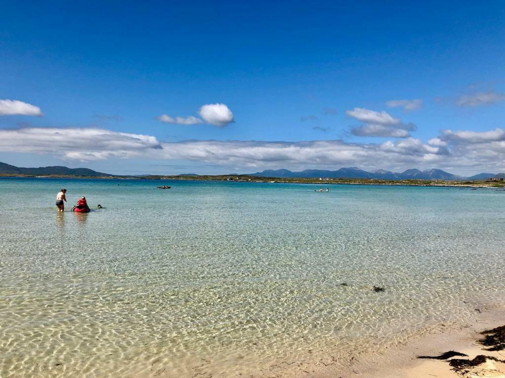 Earls View Pod Hotel Carna Buitenkant foto